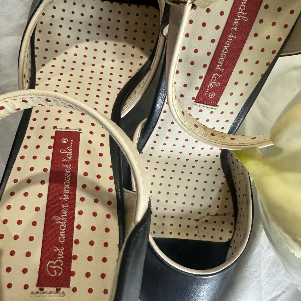 Women's Shoes
